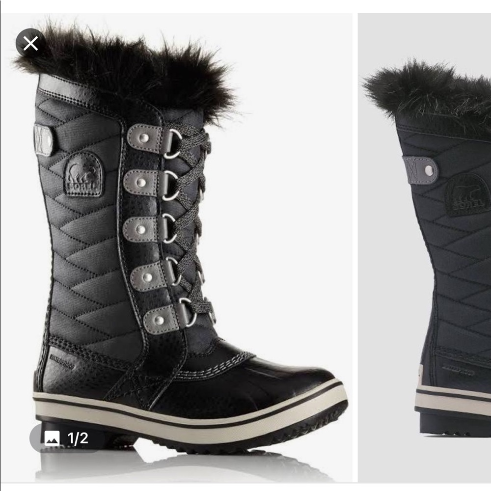 Sorel kids Snow Boots, Childrens Size 2 black with insulation and fur lining